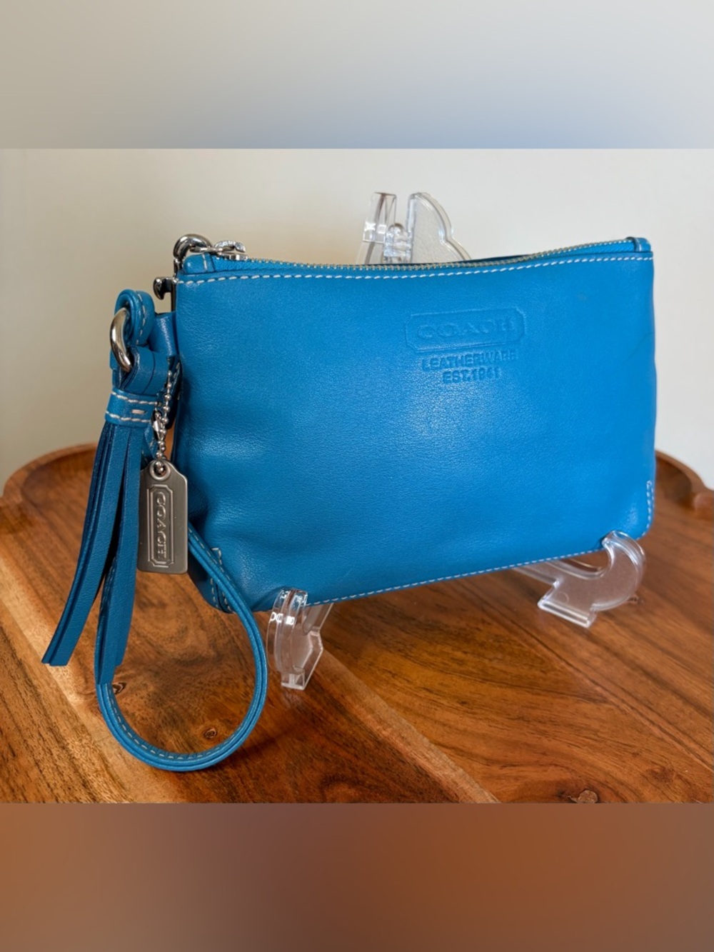 Coach Turquoise Blue Leather Wristlet Clutch EUC - Picture 15 of 16